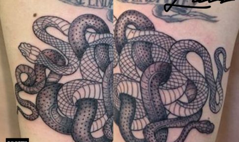 蛇のタトゥー