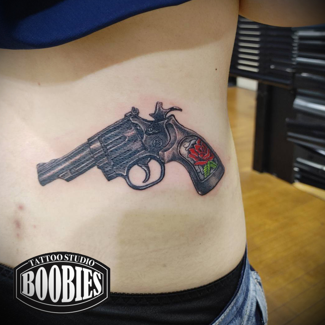 Simply Inked Revolver Rose Temporary Tattoo at Rs 199/piece in Sas Nagar |  ID: 27369898948